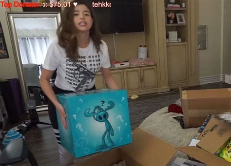 pokimane in thong|Pokimane forgets about mirror during unboxing。